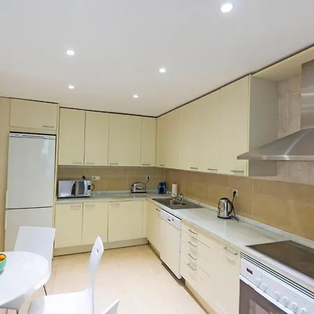 Canas Atico 3 Dorm Milla De Oro 아파트 마르베야