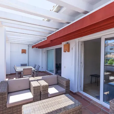 Apartment Canas Atico 3 Dorm Milla De Oro Marbella